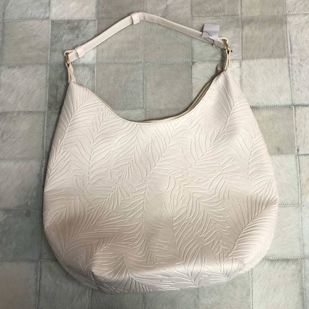 Bag - Picture 2 of 8
